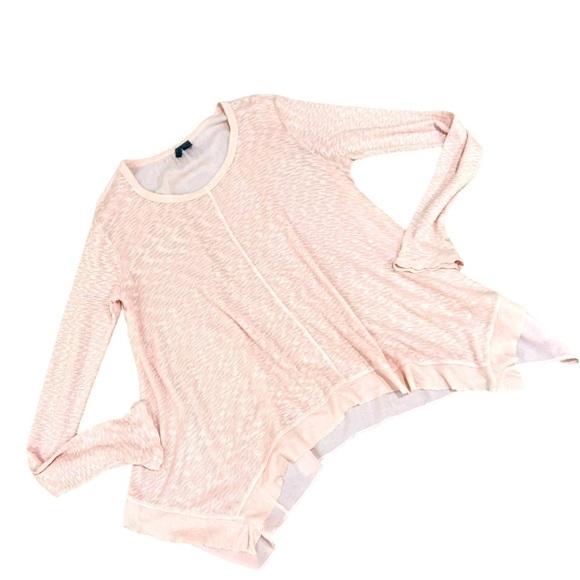 Left of Center pale pink handkerchief hem nubby long sleeve top size medium - Picture 2 of 11